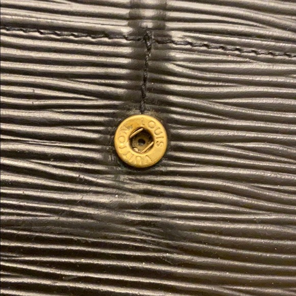 Louis Vuitton Vintage Bifold Wallet EPI Black - Picture 4 of 5